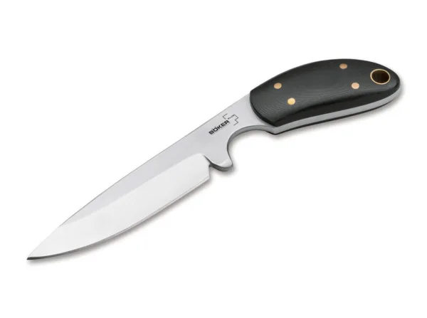 Nóż Böker Plus Pocket Knife Niestandardowy nożyk Mickey Yurco nie jest obcy naszym klientom. Jego nieomylny sens w zakresie ergonomii i niekonwencjonalnych rozwiązań został w pełni uwzględniony w konstrukcji stałego noża Boker Plus. Krótki uchwyt zapewnia wyjątkowo wygodny i pewny chwyt. Biorąc pod uwagę sposób, w jaki nóż ma być noszony (przypięty do kieszeni spodni), krótka konstrukcja jest główną zaletą. Ten nóż może być noszony równie dyskretnie jak teczka. Model ten jest pierwszym, który korzysta z Ulticlip - z bezpiecznym zapięciem sprężynowym, które można przymocować do szwu kieszeni - co ułatwia wyciąganie noża, podczas gdy pochwa Kydex jest bezpiecznie przytrzymywana przez Ulticlip. Użytkownicy, którzy chcą połączyć zalety teczki z nożami o stałym ostrzu, mogą uznać, że nóż kieszonkowy jest ich idealnym nowym towarzyszem. Długość całkowita 176 mm, długość klingi 86 mm, grubość klingi 3.7 mm, waga 106 g.