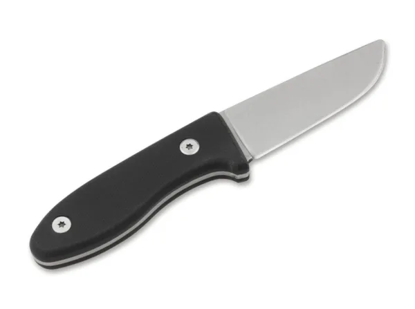 Nóż Magnum Kids Knife II Poręczny nóż Magnum Kids Knife II to przyjazna dziecku implementacja solidnego noża myśliwskiego i outdoorowego. Ostrze ze stali nierdzewnej ma lekko zaokrągloną końcówkę, która została celowo zaprojektowana tak, aby miała mniejszy promień niż ostrza konwencjonalnych noży dziecięcych. Gwarantuje to pełen poziom bezpieczeństwa bez zauważalnego wpływu na charakterystyczne właściwości i zastosowanie noża. Ostrze jest wykonane z wysokiej jakości 440C i ma niezniszczalne wykończenie stonewash. Łuski rękojeści wykonane z teksturowanego G10 są wyjątkowo wytrzymałe, a dzięki szorstkiej powierzchni zawsze zapewniają pewny chwyt. Praktyczna ochrona dłoni i ergonomiczne wgłębienie na palce niezawodnie zapobiegają ślizganiu się dłoni na ostrzu. Wysokiej jakości skórzana pochwa z grubą, podwójnie szytą lamówką umożliwia bezpieczne noszenie na pasku.