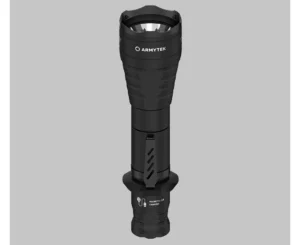 Latarka Armytek Predator PRO MAGNET Warm WYPRZ – Latarki – SHARPI