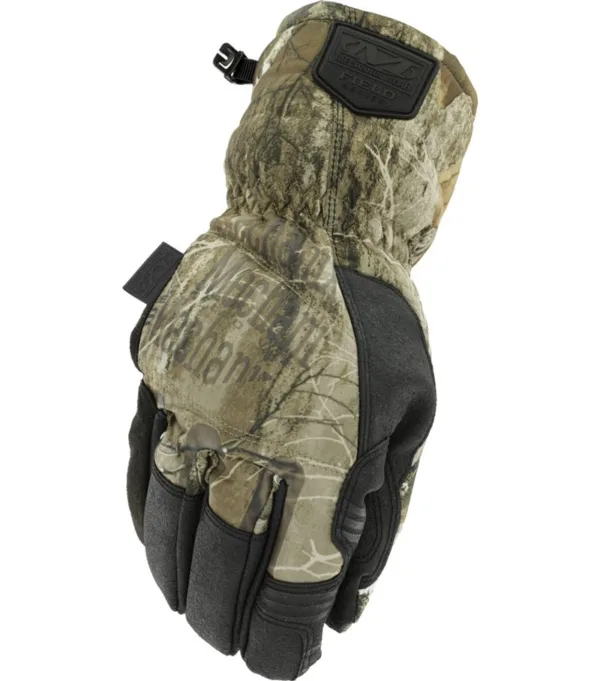 Rękawice Mechanix SUB20 REALTREE EDGE r.XXL Zimowe rękawice Mechanix Wear SUB20 są wyposażone w kamuflaż Realtree Edge™ i izolację 3M 100g Thinsulate™, które zapewniają ukrycie i zatrzymanie ciepła w trakcie pracy lub polowania. Wprowadzona została również wodoodporna bariera w postaci membrany Hipora, najcześciej wykorzystywana wodoodporna membrana w rękawicach. Najważniejsze funkcje i elementy rękawicy: Wydłużony mankiet wystarczająco smukły, aby zmieścić się pod kurtką Wzór kamuflażu Realtree Edge™ pozwala wtopić się w teren Izolacja 100g 3M Thinsulate™ zapewnia ciepło w najbardziej ekstremalnych warunkach Wodoodporna membrana Hipora zapewnia izolację, jednocześnie zapewniając trwałą i elastyczną barierę ochronną Wielowarstwowa gumowana konstrukcja dłoni zapewnia wodoodporność w miejscu kontaktu z mokrymi narzędziami lub bronią Wytłoczona konstrukcja palca spustowego łagodzi zbijanie się, aby zwiększyć zręczność tam, gdzie ma to znaczenie Antypoślizgowy silikonowy nadruk Padlock™ poprawia przyczepność w terenie Wytrzymała skóra syntetyczna obsługująca ekrany dotykowe Wyściółka HotHands® wewnątrz rękawicy ogrzewa dłonie Zdejmowany klips sprężynowy utrzymuje twoje rękawiczki razem. Dzięki cząsteczkom węgla w strukturze materiału, można bez problemu obsługiwać ekrany dotykowe.