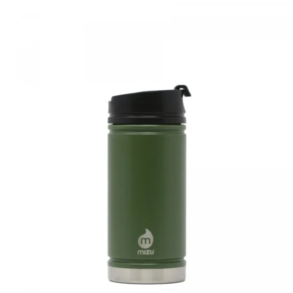 Kubek Mizu V5 450ml COFFEE LID Army Green V5 (kubek na kawę) – kubek z podwójną izolowaną ścianką, ze stali nierdzewnej 18/8, w 100% wolna od BPA, o pojemności 450ml.- w zestawie zakrętka z otwieranym ustnikiem do picia- długo utrzymuje temperaturę napojów- kompatybilna z opcjonalnym zestawem filtracyjnym 360.Jeśli potrzebujesz jednego, niewielkiego kubka sięgnij po V5. Zaprojektowany z myślą o kawie i herbacie, po prostu doskonale sprawdza się również jako kubek na wodę, dzięki czemu możesz go zabrać w podróż, gdy wychodzisz rano z domu.    SPECYFIKACJA TECHNICZNAIzolowany: TakPojemność: 450 mlWysokość: 185 mmŚrednica: 75 mmWaga: 306 gramówPasuje do uchwytu na kubek: Tak