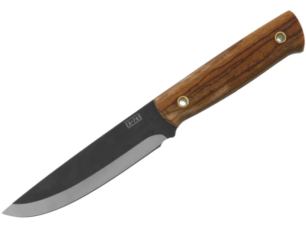 Nóż ZA-PAS Biwi Zebrawood Większa wersja noża Biwi to idealny wybór dla tych, którzy poszukują wytrzymałego narzędzia do zadań specjalnych. Ten imponujący nóż o długości 240 mm i długości ostrza 120 mm został wykonany z wysokiej jakości stali 4H13, co zapewnia niezrównaną trwałość i precyzję cięcia. Ostrze o grubości 3,1 mm jest zahartowane do twardości 58HRC, co czyni go idealnym narzędziem do radzenia sobie z różnorodnymi zadaniami. Elegancka drewniana rękojeść nie tylko dodaje klasycznego wyglądu, ale także zapewnia pewny chwyt w każdych warunkach. W zestawie z ekskluzywną skórzaną pochwą dla bezpiecznego przechowywania i komfortowego transportu.Za-Pas to rodzinna firma założona przez pasjonatów, dla których produkcja bardzo dobrej jakości noży w przystępnych cenach stała się celem życia. Dzięki zdobytej wiedzy i doświadczeniu, udało im się stworzyć serię noży, które spełniają wszystkie założenia, są trwałe, wygodne i w 100% wykonane w Polsce. Jedną z głównych zalet noży Za-Pas jest ich uniwersalność. Doskonale sprawdzają się podczas wędrówek, biwaków, polowań czy wspinaczki.Można ich używać do przycinania gałęzi, przecinania lin lub innych materiałów, obierania i krojenia żywności oraz wykonywania precyzyjnych prac.