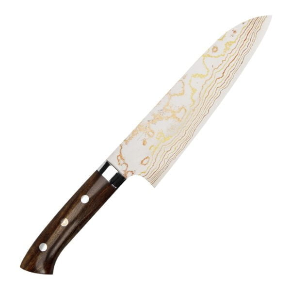 Takeshi Saji IW Aogami#2 Color Nóż Santoku 18cm Takeshi Saji IW Aogami#2 Color Nóż Santoku 18cm
Japoński nóż kuchenny, przeznaczony do krojenia warzyw, mięsa i ryb. Posiada obniżony czubek, który znacznie ułatwia szatkowanie, oraz szeroką klingę, na którą można zgarnąć pokrojone produkty, żeby je przenieść do salaterki lub na patelnię. Nóż Santoku doskonale się sprawdza w każdych warunkach pracy, ponieważ dzięki wysoko położonej rękojeści palce nie dotykają deski ani jedzenia.
Dane techniczne:
Ostrze - 11 warstwowa stal, rdzewny rdzeń Blue Steel #2 okuty 10 warstwami stali nierdzewnej, mosiądzu i miedzi Rękojeść - drewno żelazneTwardość - 62 HRC +/- 1Długość całkowita - 30,5 cmDługość ostrza - 18,0 cmSzerokość klingi - 5,0 cmGrubość klingi - 2,5 mmSposób ostrzenia - szlif dwustronny symetrycznyWaga - ok. 232 g