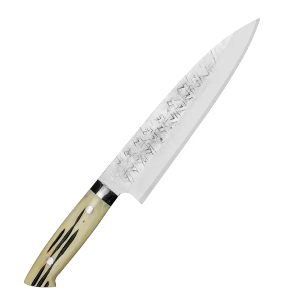 Takeshi SRS-13 Róg Jeleni Nóż Szefa 21cm Takeshi SRS-13 Róg Jeleni Nóż Szefa 21cm
Najbardziej wszechstronny nóż kuchenny, przeznaczony do krojenia, siekania, szatkowania i plastrowania rozmaitych produktów. We wprawnych rękach nóż szefa kuchni poradzi sobie nawet z porcjowaniem drobiu, usuwaniem kości z mięsa czy filetowaniem ryb. Średniej długości ostrze pozwala kroić większe płaszczyzny i gwarantuje pełną kontrolę nad nożem.
Dane techniczne:
Ostrze - szybkotnąca stal proszkowa SRS-13Rękojeść - róg jeleniTwardość - 64 HRC +/- 1Długość całkowita - 33,8 cmDługość ostrza - 21,0 cmSzerokość klingi - 4,6 cmGrubość klingi - ok. 2,0 mmSposób ostrzenia - szlif dwustronny symetrycznyWaga - ok. 226 g