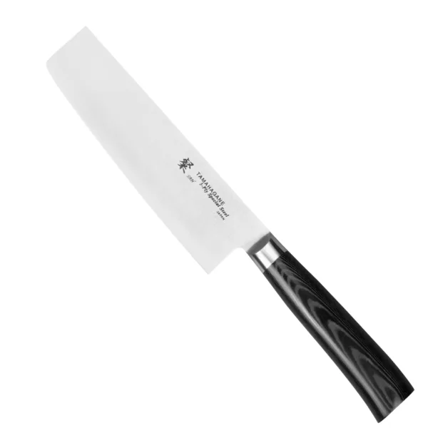 Tamahagane SAN Black VG-5 Nóż Nakiri 18cm Tamahagane SAN Black VG-5 Nóż Nakiri 18 cm
Funkcjonalny nóż kuchenny, przeznaczony do krojenia i siekania różnych rodzajów warzyw. Szerokość japońskiego noża Nakiri pozwala kroić duże produkty płynnym ruchem i szybko je przenosić do salaterki lub na patelnię. Cienka, prostokątna klinga jest szczególnie przydatna przy krojeniu twardych warzyw, jak marchewka czy rzodkiew japońska, w długie plastry.
Dane techniczne:
Ostrze - rdzeń VG-5 okuty stalą nierdzewną SUS410Rękojeść - czarna micartaTwardość - 61 HRC +/- 1Długość całkowita - 31,2 cmDługość ostrza - 18,0 cmSzerokość klingi - 4,8 cmGrubość klingi - 1,8 mmSposób ostrzenia - szlif dwustronny symetrycznyWaga - 193 ok. g