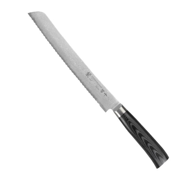 Tamahagane Kyoto VG-5 Nóż do pieczywa 23cm Tamahagane Kyoto VG-5 Nóż do pieczywa 23cm
Długi japoński nóż z ząbkowanym ostrzem, którym można pokroić każdy rodzaj pieczywa, nie przyciskając go nadmiernie do deski. Cienka i ostro tnąca krawędź znakomicie poradzi sobie z twardą, chrupiącą skórką (np. bagietki), co pozwala otrzymać cieniutkie kromki i zachować przy tym kształt pieczywa.
Dane techniczne:
Ostrze - 63 warstwowa stal nierdzewna SUS410 rdzeń VG-5Rękojeść - czarna micartaTwardość - 61 HRC +/- 1Długość całkowita - 36,1 cmDługość ostrza - 23,0 cmSzerokość klingi - 3,1 cmGrubość klingi - 2,0 mmSposób ostrzenia - ostrze ząbkowaneWaga - ok. 195 g