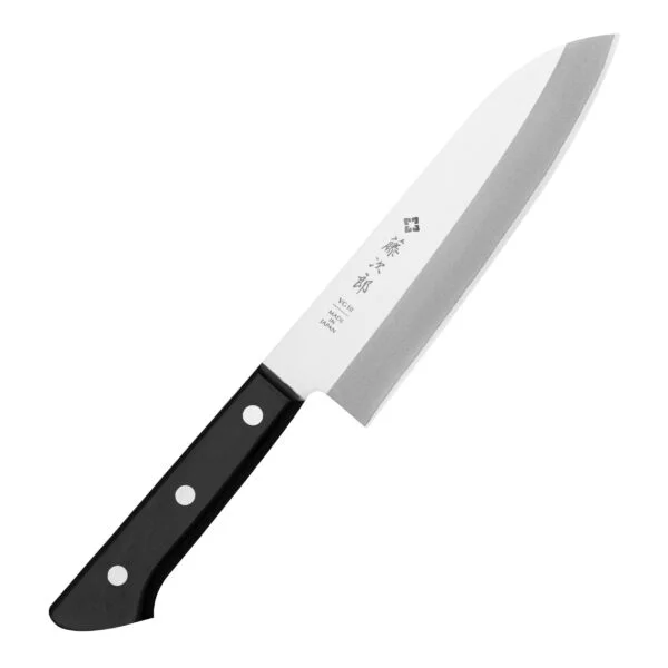 Tojiro Basic VG-10 Nóż Santoku 16,5 cm Tojiro Basic VG-10 Nóż Santoku 16,5 cm
Japoński nóż o wszechstronnym zastosowaniu, przeznaczony głównie do mięsa, warzyw i ryb. Ponieważ posiada cienkie ostrze, znakomicie się też sprawdzi przy krojeniu chleba, plastrowaniu owoców czy siekaniu ziół. Duża klinga ułatwia przenoszenie pokrojonych produktów do salaterki lub na patelnię.
Dane techniczne:
Ostrze - laminat 3 warstwowy - rdzeń z VG-10 Twardość - 60 HRC +/- 1Rękojeść - pakkawoodDługość całkowita - 29,0 cmDługość ostrza - 16,5 cmSzerokość klingi - 4,5 cmGrubość klingi - ok. 1,5 mmWaga - ok. 128 g