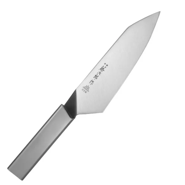 Tojiro ORIGAMI Nóż Santoku 16,5cm Nóż kuchenny Santoku 16,5 cm Tojiro Origami
Wysokiej jakości japoński nóż, przeznaczony do podstawowych kuchennych zadań. Świetnie się sprawdza przy siekaniu ziół, krojeniu warzyw i owoców, oraz w pracy z mniejszymi porcjami mięsa. Nóż posiada dwustronny, wypukły szlif i opuszcza fabrykę ostry jak brzytwa. Dzięki zastosowaniu jednolitego materiału jest niesamowicie wytrzymały i łatwy w pielęgnacji. Takie rozwiązanie pomaga również dbać o higienę pracy.
Dane techniczne:
Ostrze: stal nierdzewna molibdenowo - wanadowa Rękojeść - stal nierdzewna molibdenowo - wanadowaTwardość: 56-58 HRCDługość całkowita: 30,2 cmDługość ostrza: 16,5 cmSzerokość klingi: 5 cmGrubość klingi: ok. 2 mmSposób ostrzenia - szlif dwustronny symetrycznyWaga: ok. 150 g
Do produktu dołączono specjalną szczoteczkę do czyszczenia rękojeści od wewnątrz.