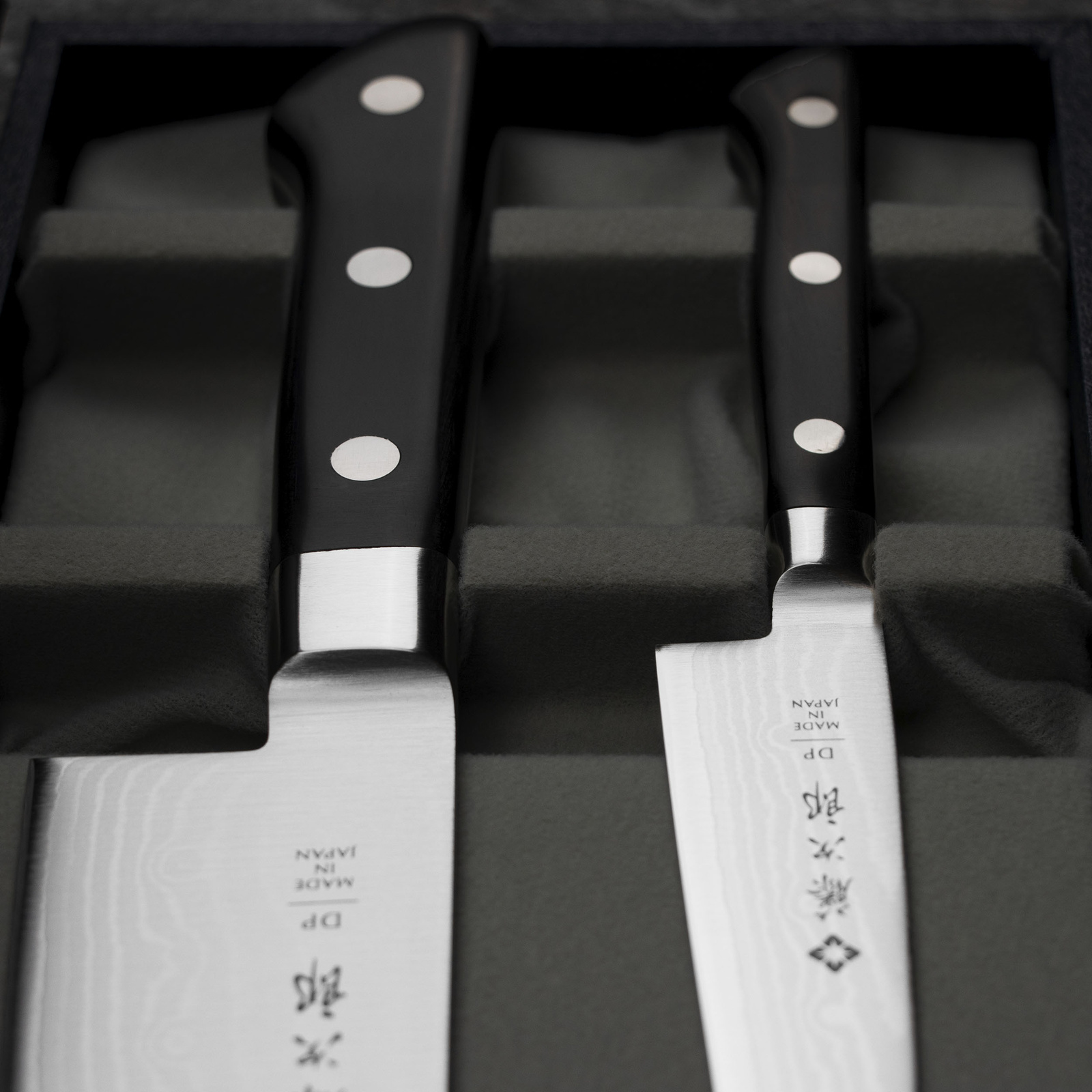 Tojiro DP37 Nóż Santoku 17 cm + Uniwersalny 12 cm 3 DP-37HQ-SET