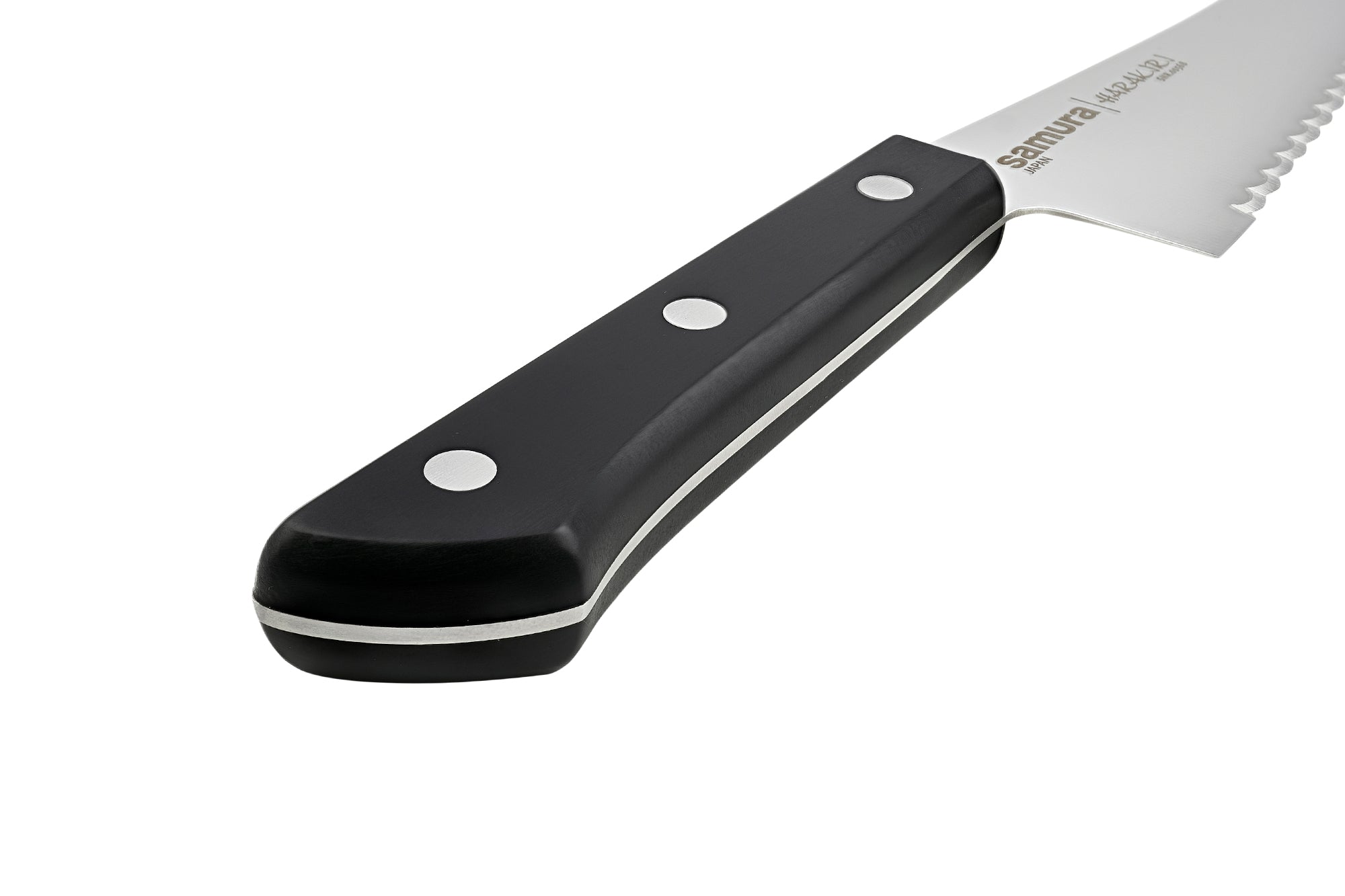 Samura HARAKIRI Two-sided saw knife for bread and frozen food 7.4 takich jak chleb i mrożonki. Ząbkowana krawędź umożliwia gładkie i kontrolowane krojenie bez kruszenia i rozdzierania produktu.