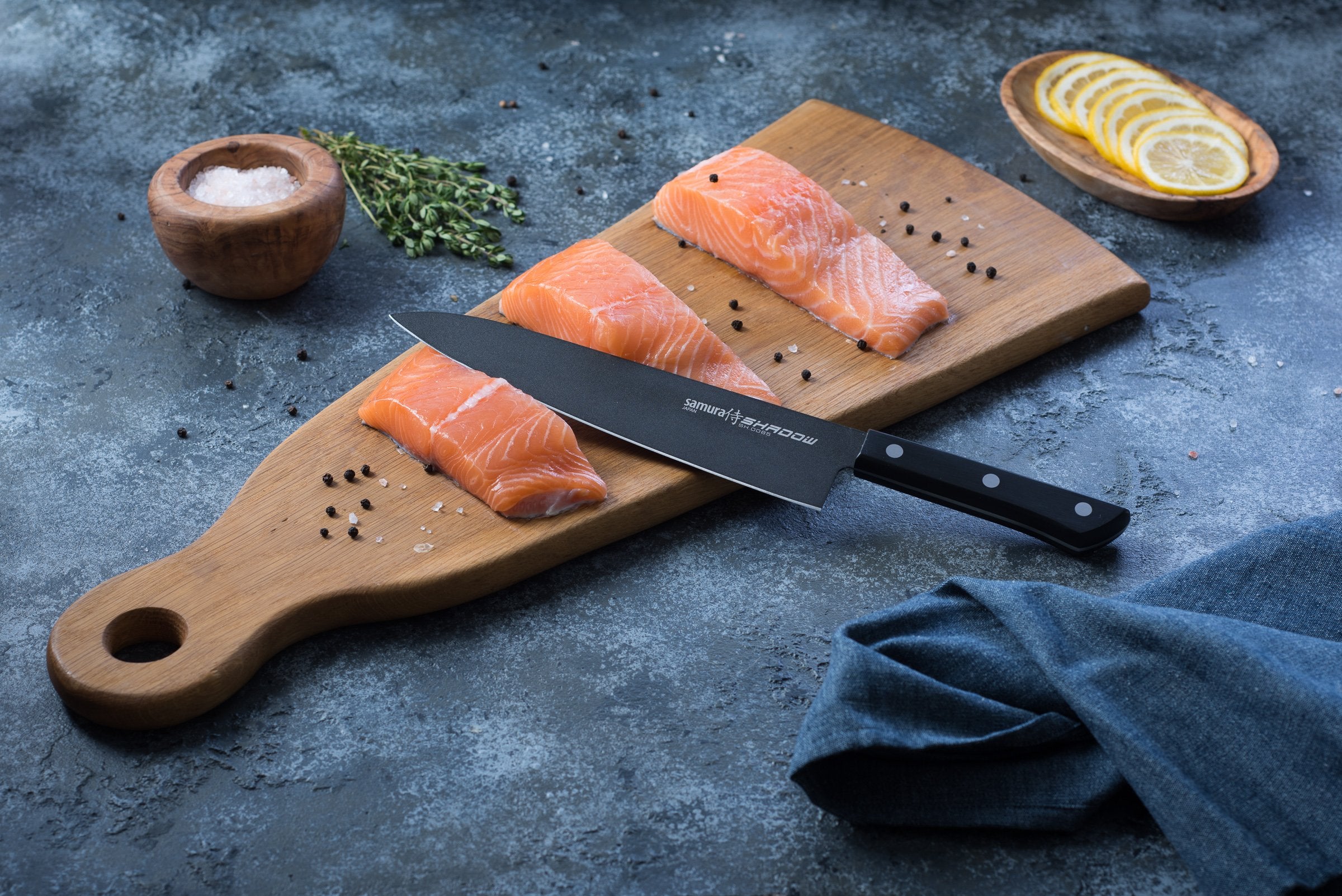 Samura SHADOW Set of 3 kitchen knives: Chef's knife, Utility knife, Paring knife with black non-stick coating 7 Samura SHADOW Set of 3 kitchen knives: Chef's knife, Utility knife, Paring knife with black non-stick coating - obrazek 7