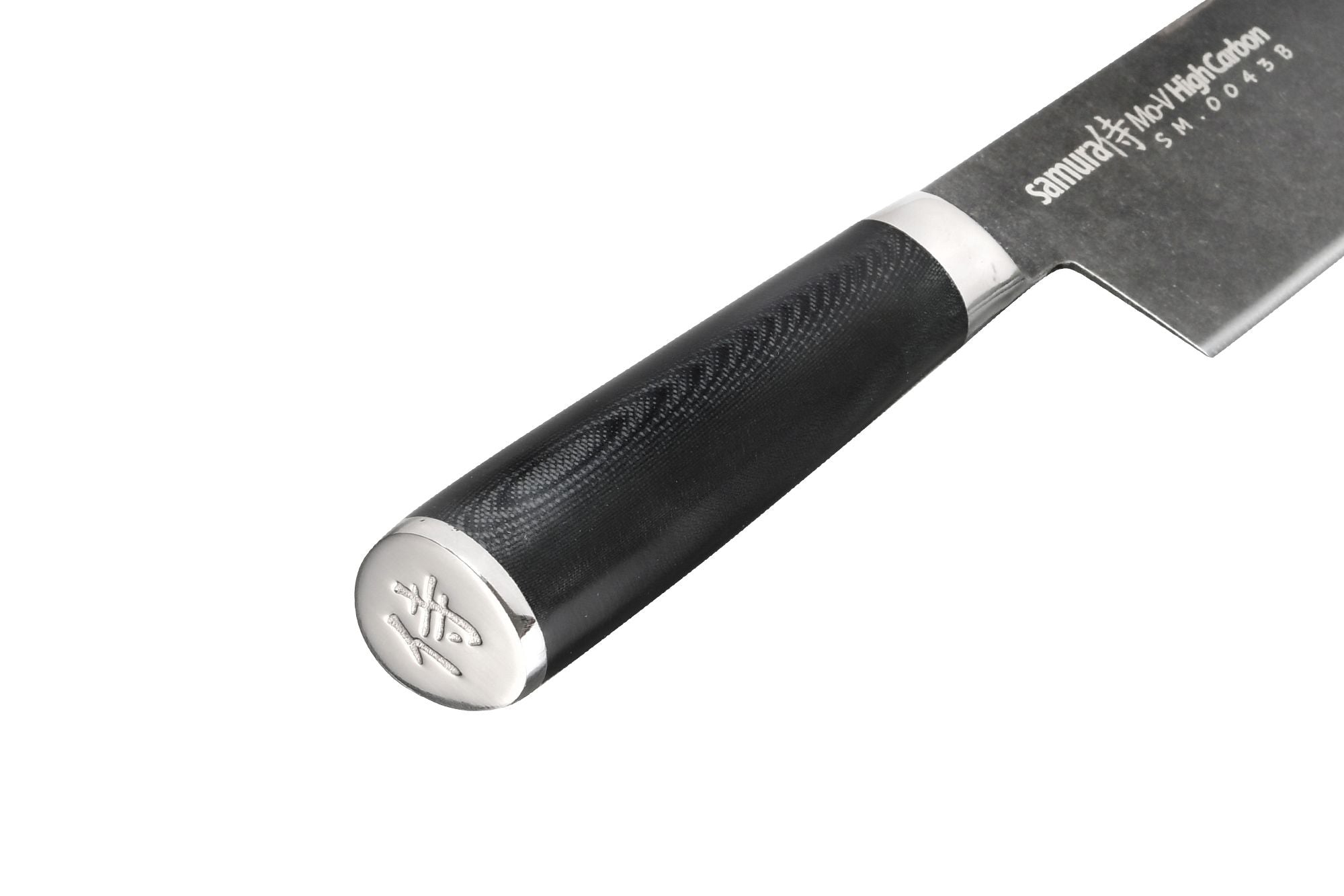 Samura MO-V Stonewash Nakiri Knife 6.6 zaprojektowany z myślą o wydajnym i precyzyjnym krojeniu. Ostrze o prostej krawędzi i prostokątny profil sprawiają