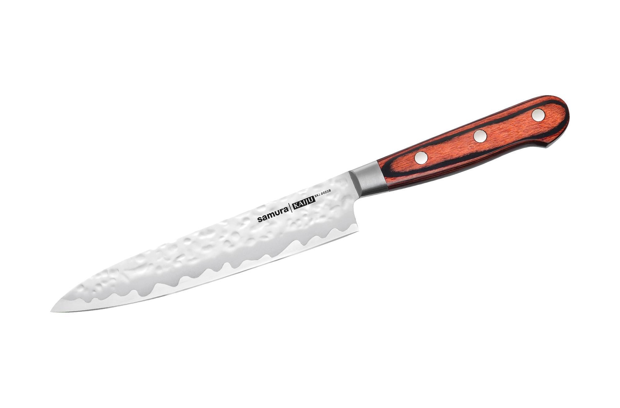 Samura KAIJU Set of 3 kitchen knives: Paring knife, Utility knife, Chef's knife 3 zaprojektowana z myślą o najbardziej podstawowych zadaniach kuchennych. Ten klasyczny zestaw zawiera nóż do obierania
